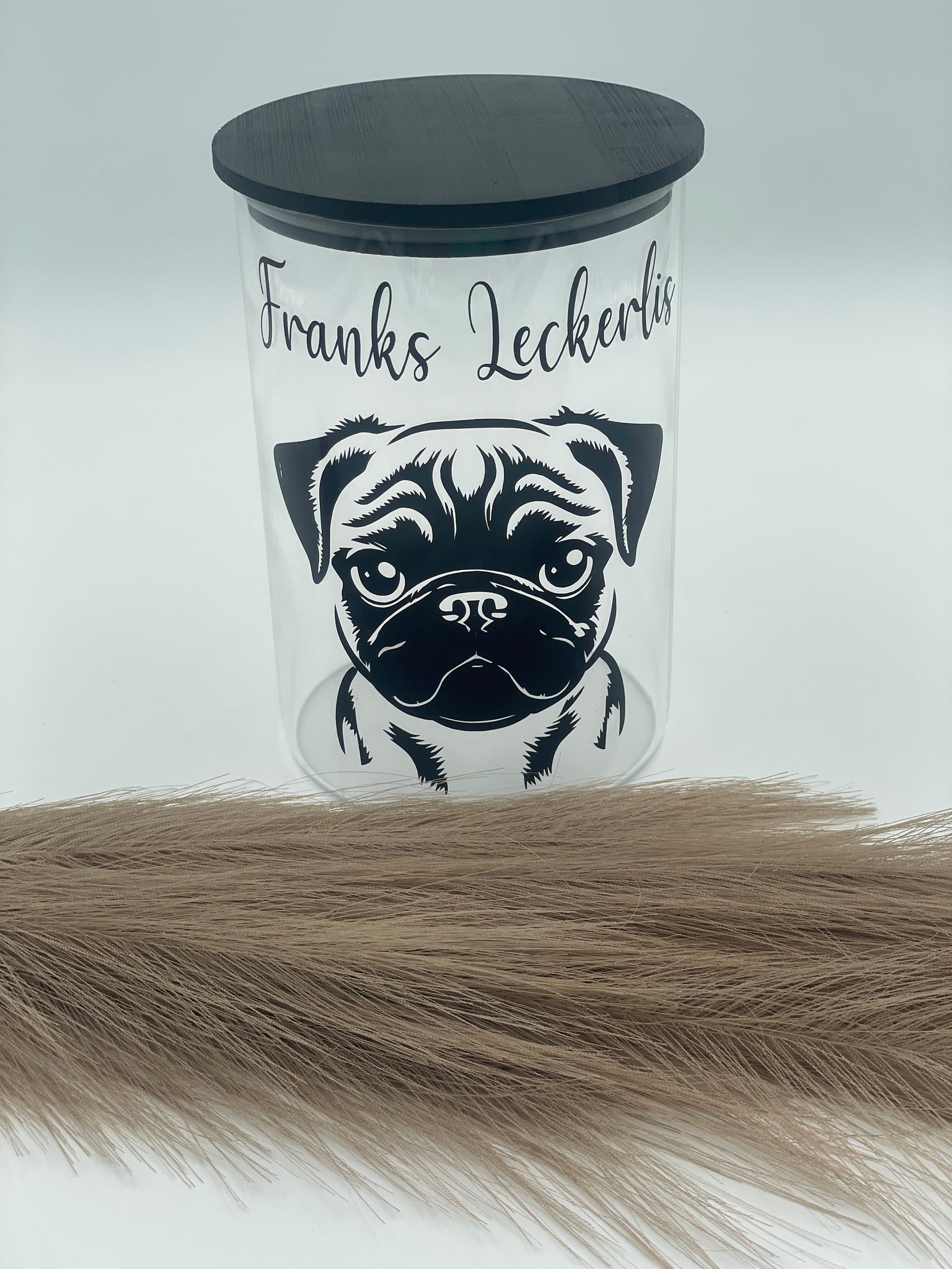 Aufbewahrung von Tierleckerlis "Mops"