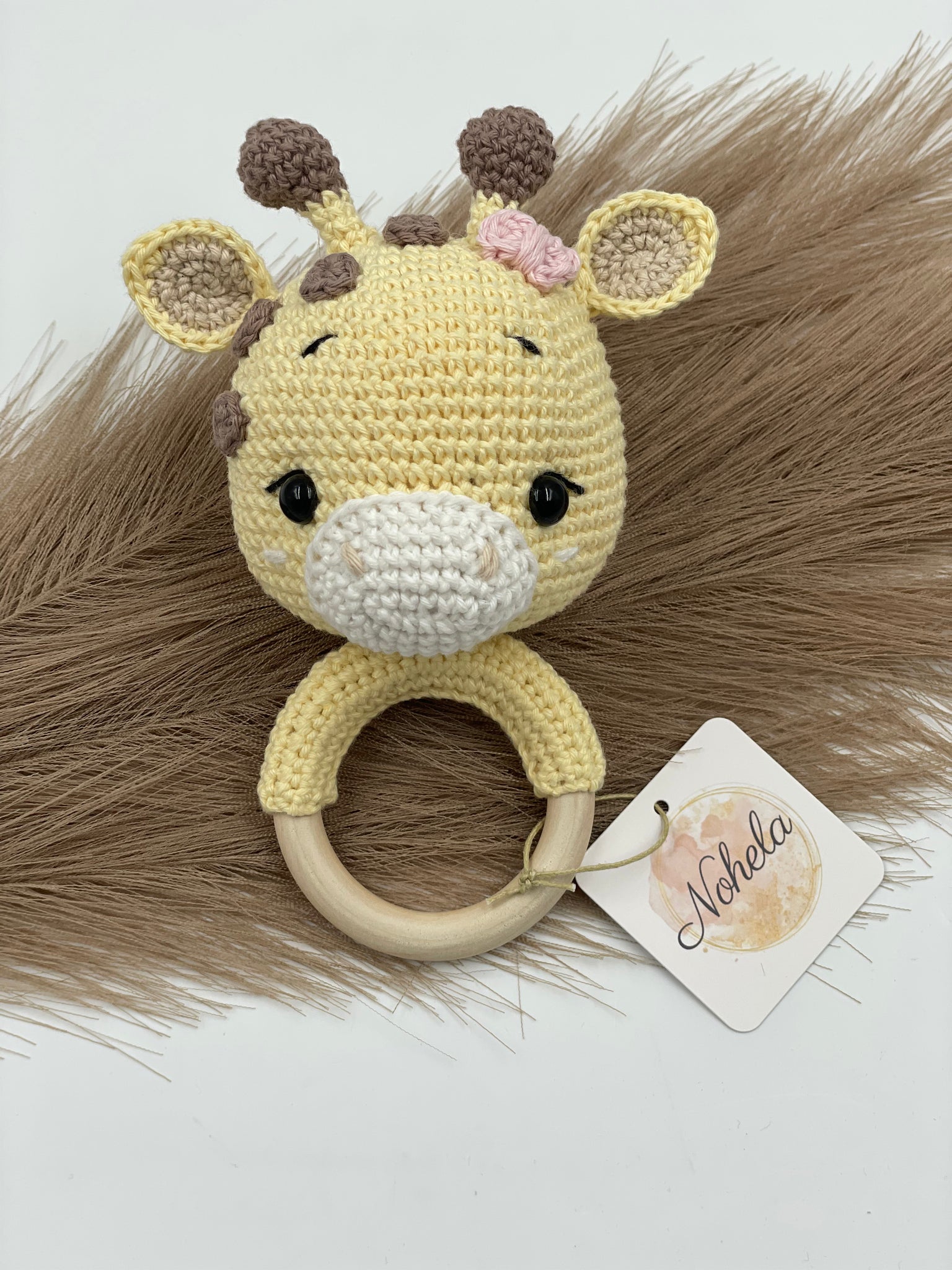 gehäkelte Tier-Rassel "Giraffe Mädchen"