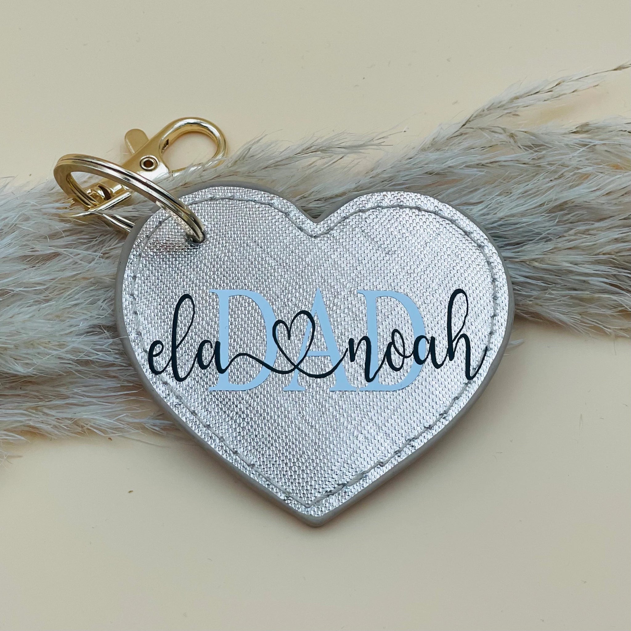 Herzförmiger Schlüsselanhänger Mom & Dad